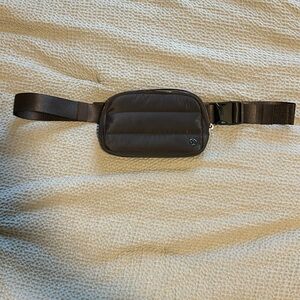 lululemon brown everyday belt bag